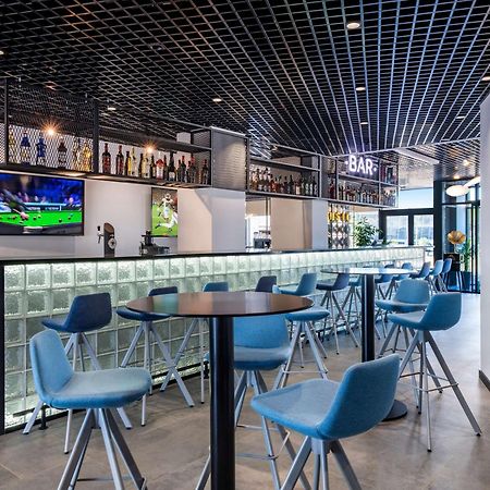 Ibis Tbilisi Airport Hotel ภายนอก รูปภาพ